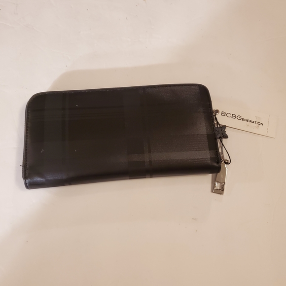 BCBGeneration Wallet - Picture 3 of 5